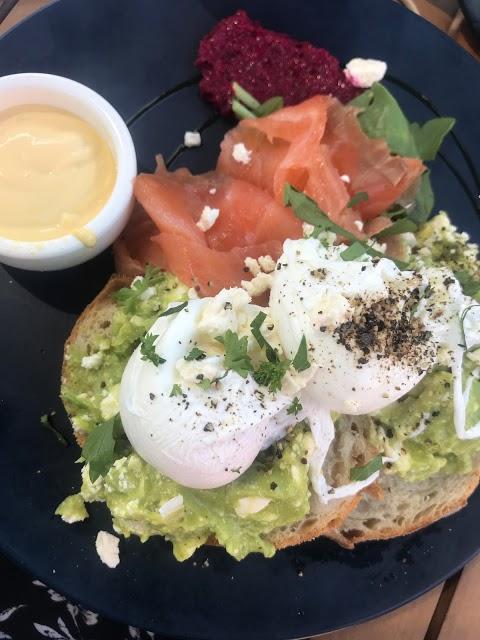 George and Dave's Cafe